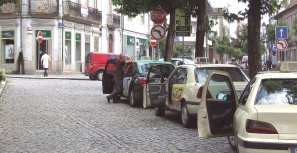 Taxistas queixam-se dos Bombeiros e Cruz Vermelha