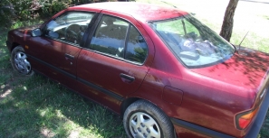 Pais abandonaram criança de três anos no carro