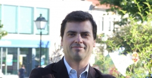 Francisco Lemos desmente que tenha sido destituído