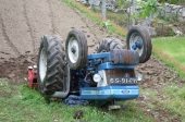Idoso morre em acidente de tractor