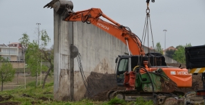 Muros de betão e ‘Casa dos pássaros’ serão demolidos