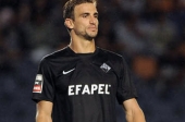 Henrique no Blackburn por 3 anos