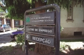 Mais de três mil fafenses procuram emprego