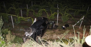 Carro ‘voou’ 10 metros e provocou três feridos