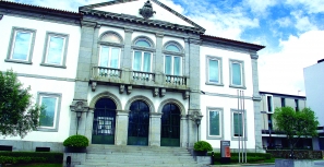 Fafe recupera no índice da transparência