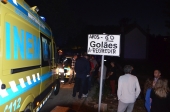 Jovem deficiente atirado ao rio