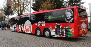 Teatro Bus assinala Dia Internacional pela Eliminação da Violência Contra a Mulher